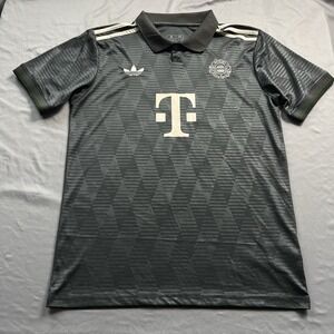 Adidas Bayern Munich 2024/25 Oktoberfest Soccer Jersey Size M Leroy Sané #10